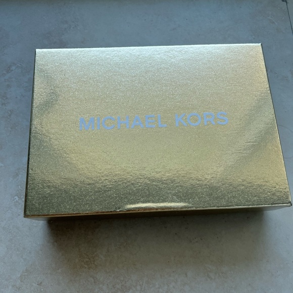 MICHAEL KORS Women's Cambodia MK LOGO Black Grey Belt Bag with Gold Box - Picture 3 of 4